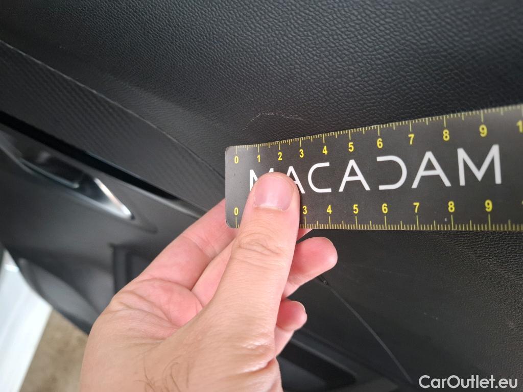  Peugeot  2008 PEUGEOT  / 2019 / 5P / Crossover 1.5 BLUEHDI 130 S&S EAT8 GT Line #7