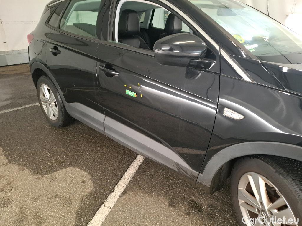  Opel   Grandland X Grandland X Elegance Business 1.5 130CV BVA8 E6d #16