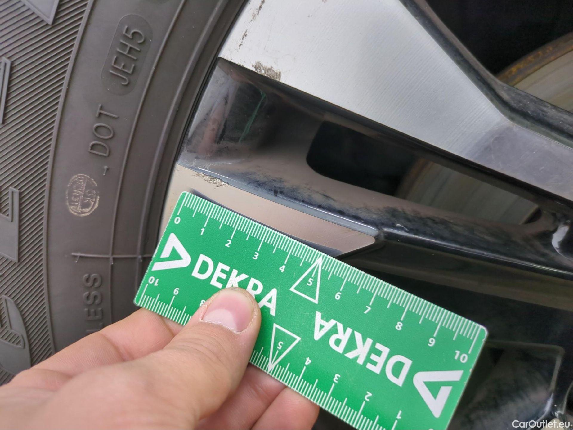  Peugeot  2008  Allure Business 1.5 HDi 110CV BVM6 E6d #15