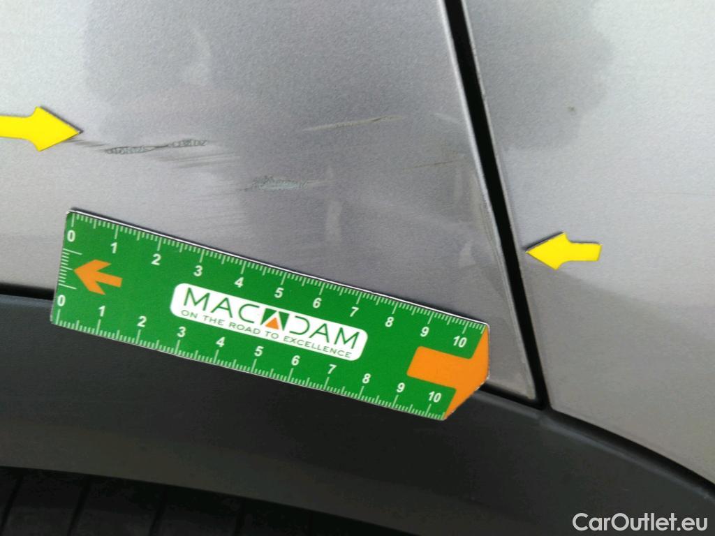  DS  DS7 DS DS 7 Crossback / 2017 / 5P / SUV BlueHDi 130 Manuel Business #13