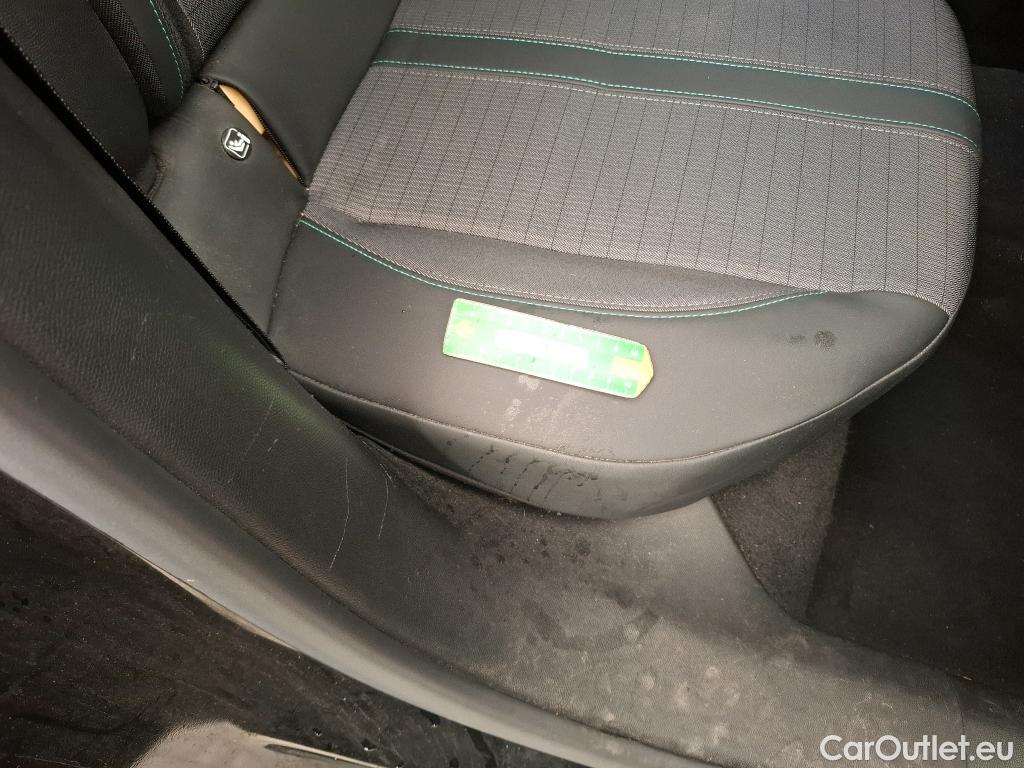  Peugeot  2008  Allure Business 1.2 PureTech 130CV BVA8 E6d #11