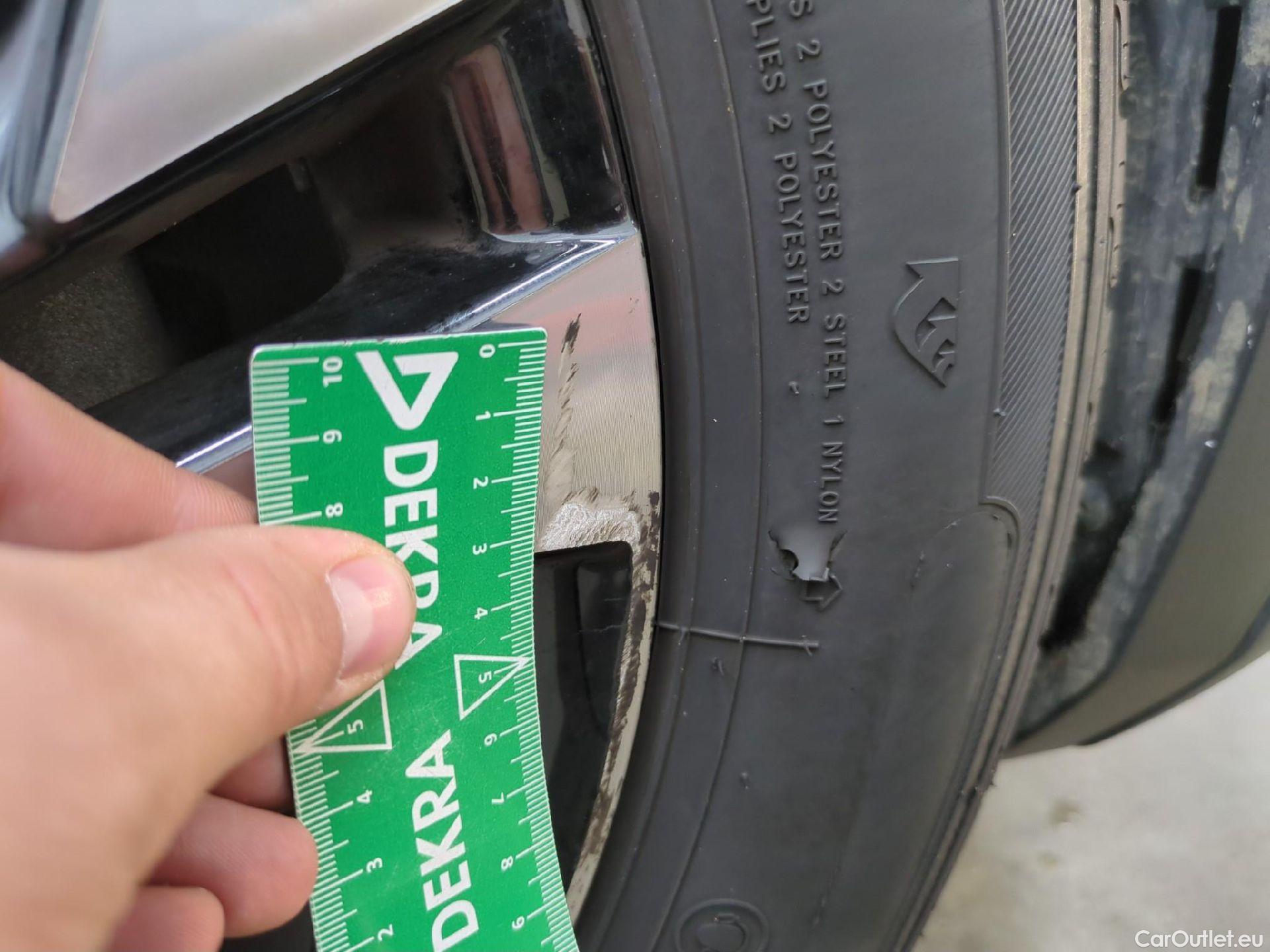  Peugeot  2008  Allure Business 1.5 HDi 110CV BVM6 E6d #16