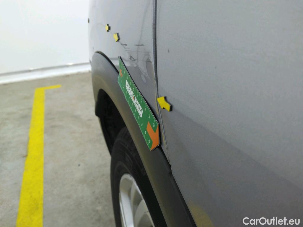  DS  DS7 DS DS 7 Crossback / 2017 / 5P / SUV BlueHDi 130 Manuel Business #12