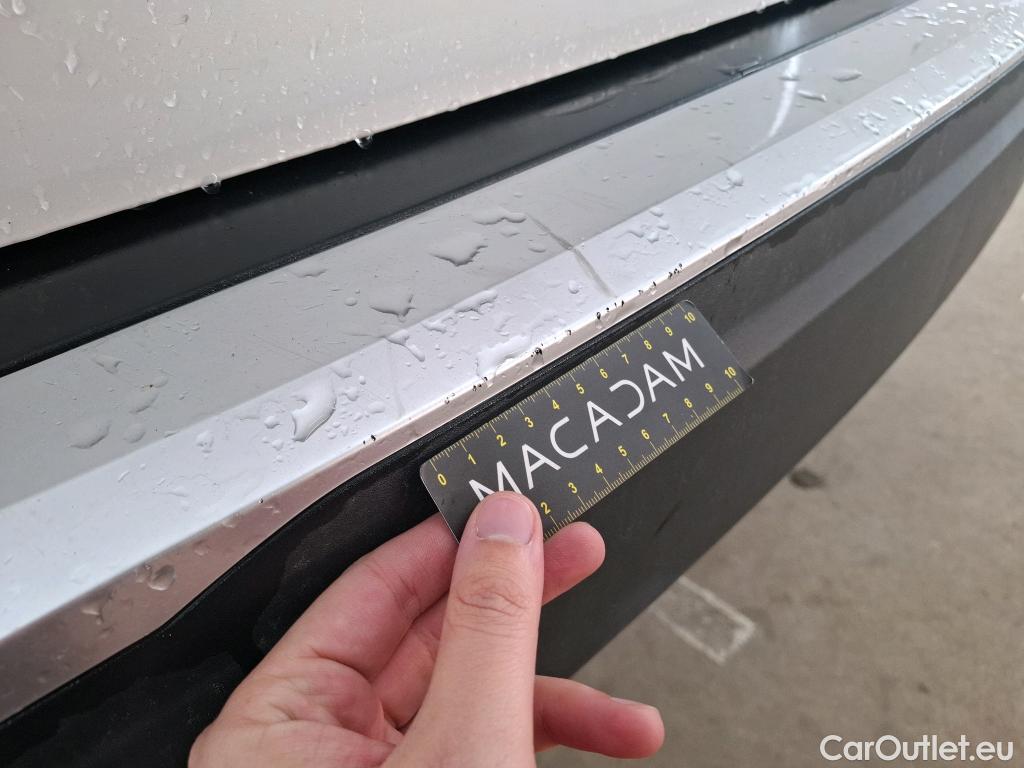  Peugeot  2008 PEUGEOT  / 2019 / 5P / Crossover 1.5 BLUEHDI 130 S&S EAT8 GT Line #15