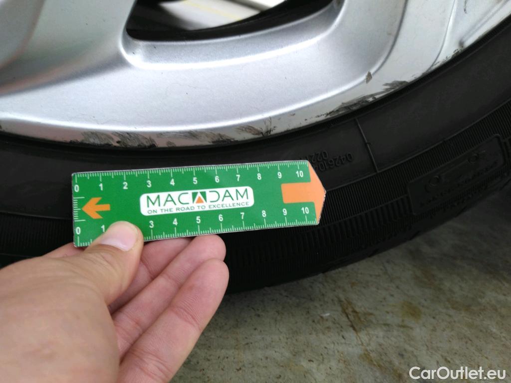  DS  DS7 DS DS 7 Crossback / 2017 / 5P / SUV BlueHDi 130 Manuel Business #50