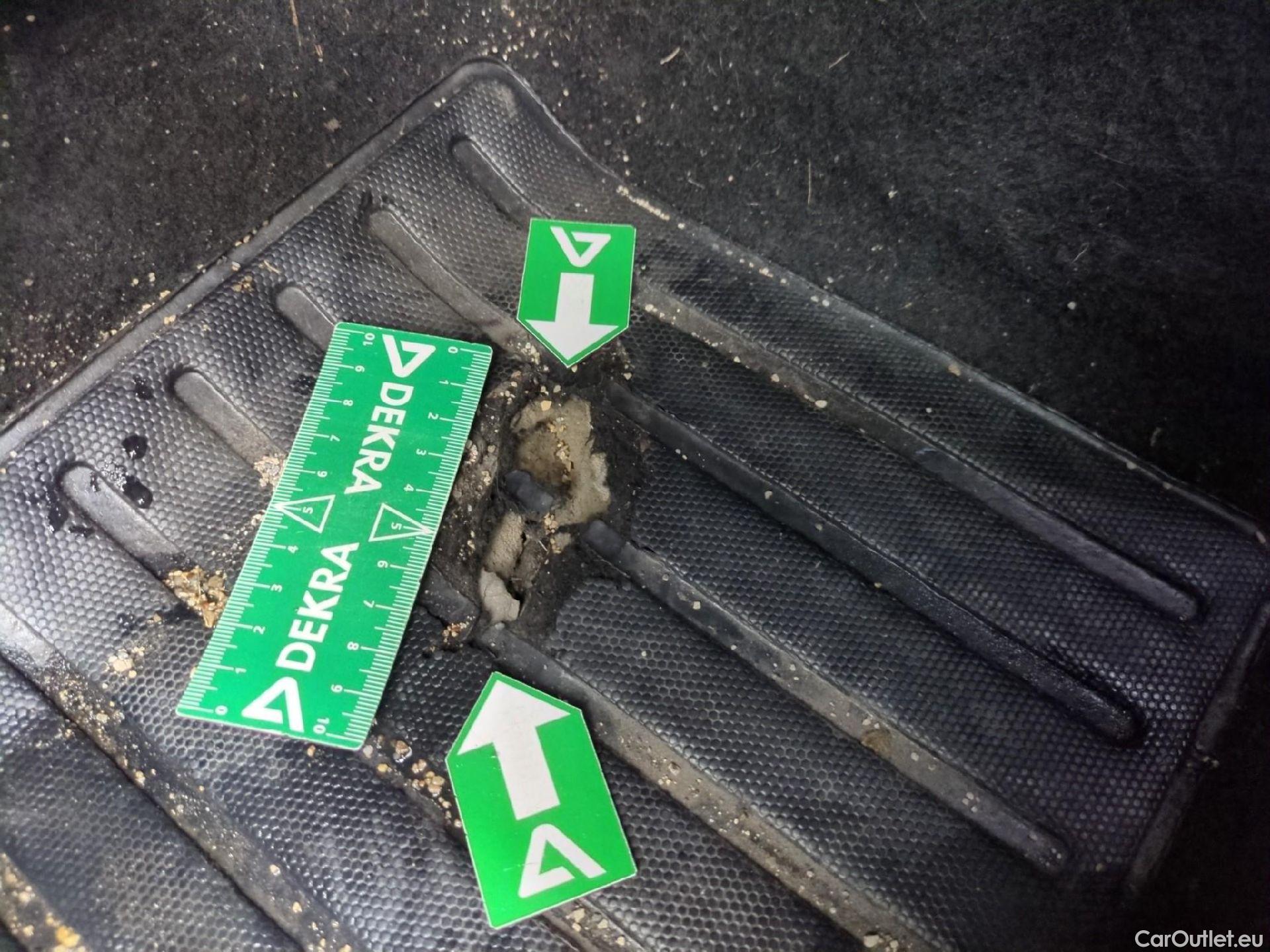  Peugeot  2008  Allure Business 1.5 HDi 110CV BVM6 E6d #5