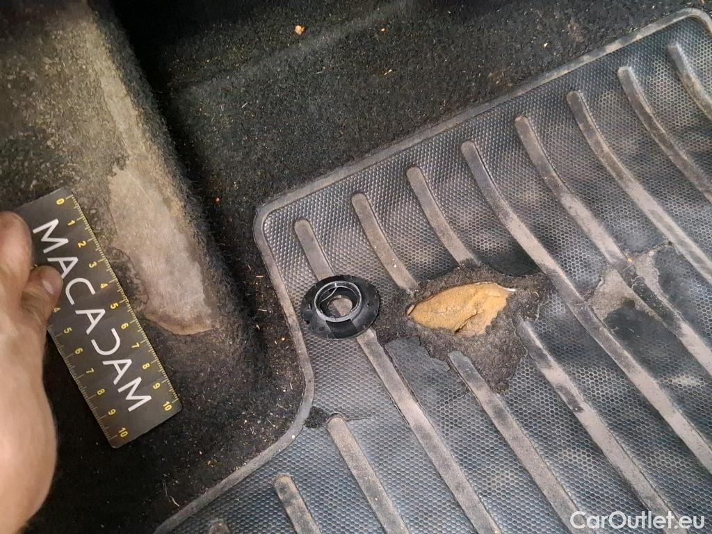  Peugeot  2008  Allure Business 1.5 HDi 130CV BVA8 E6d #3