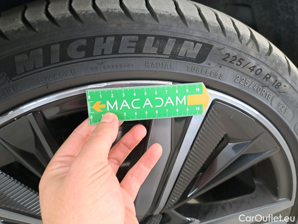  Peugeot  308 PEUGEOT  SW / 2021 / 5P / Break PureTech 130 S&S EAT 8 GT PACK #18