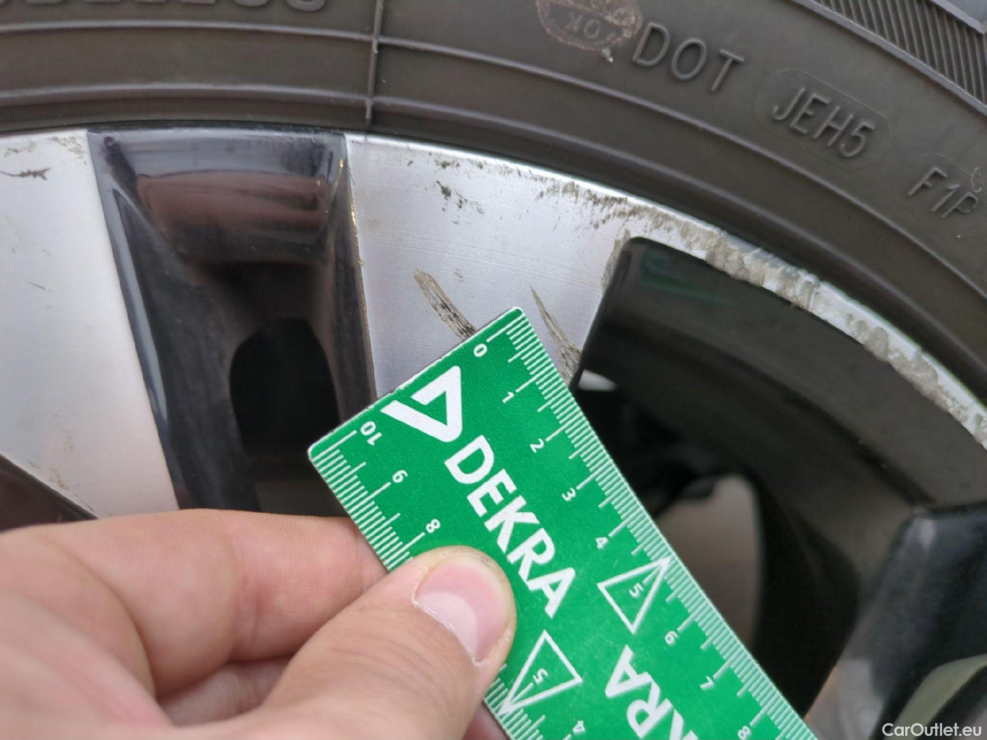  Peugeot  2008  Allure Business 1.5 HDi 110CV BVM6 E6d #19