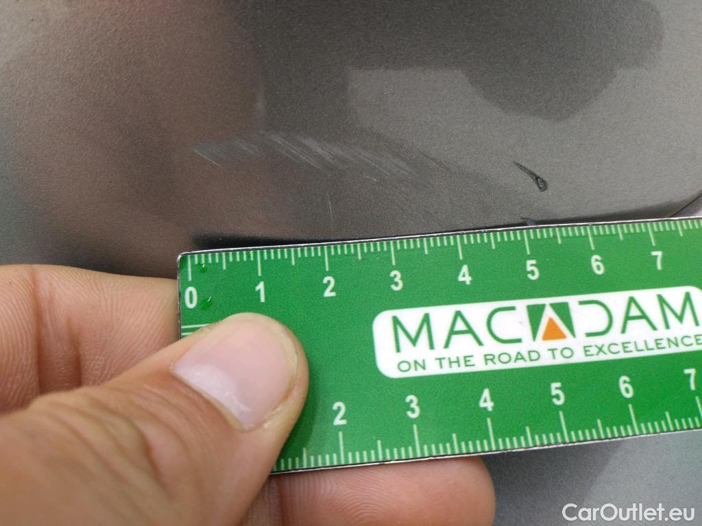  DS  DS7 DS DS 7 Crossback / 2017 / 5P / SUV BlueHDi 130 Manuel Business #37