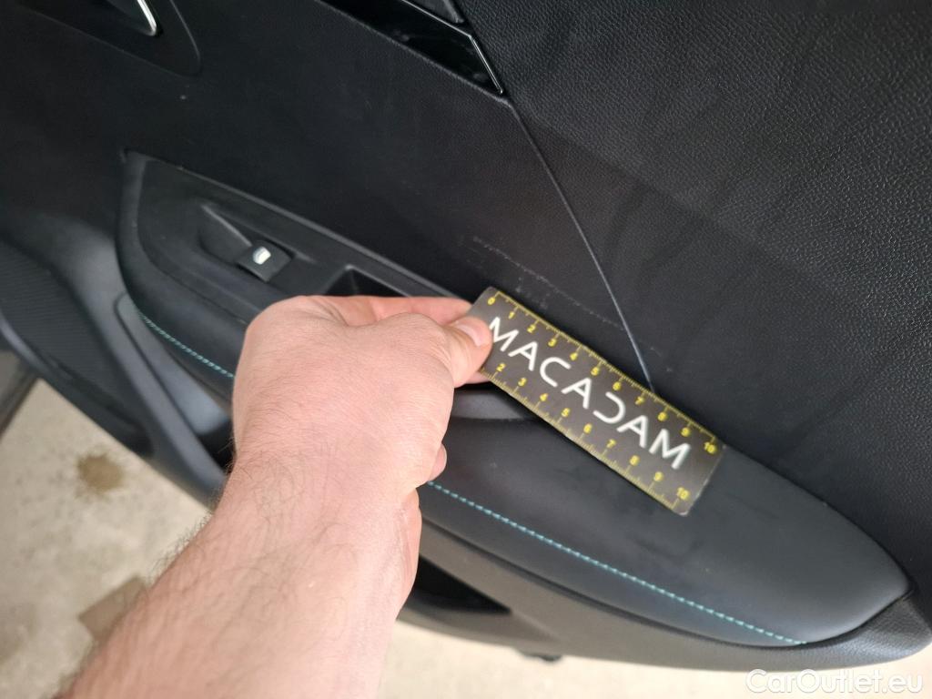  Peugeot  2008  Allure Business 1.5 HDi 130CV BVA8 E6d #14