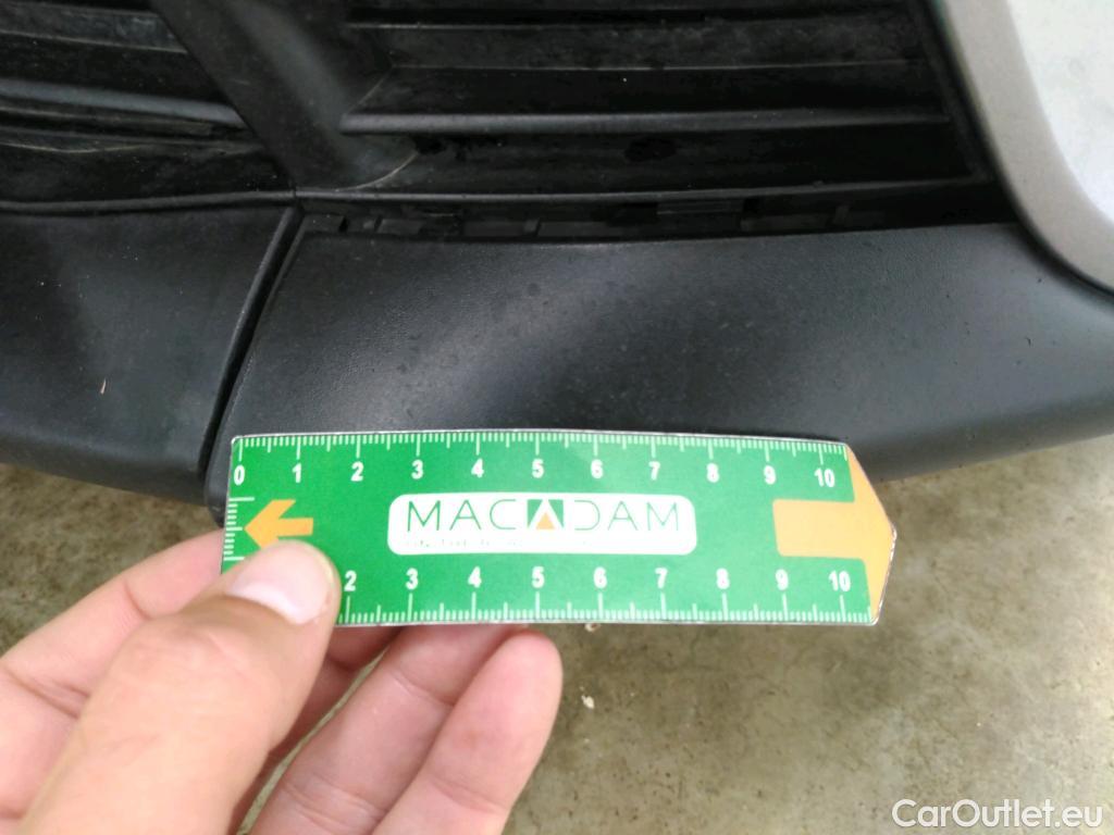  DS  DS7 DS DS 7 Crossback / 2017 / 5P / SUV BlueHDi 130 Manuel Business #102