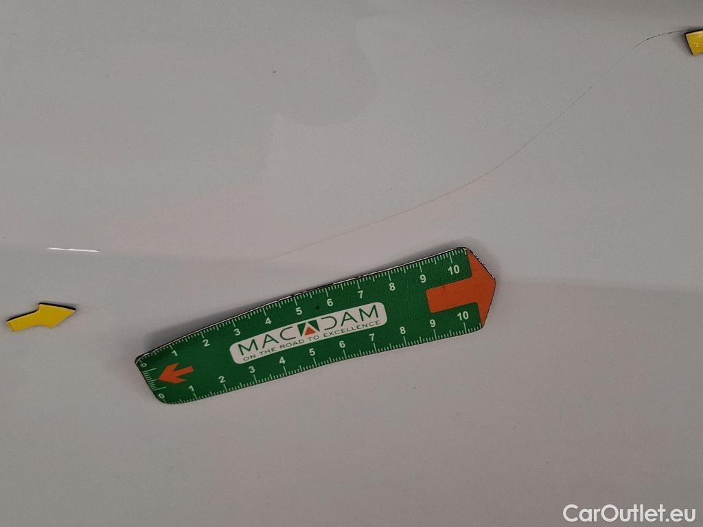  Volkswagen  Tiguan VOLKSWAGEN  / 2020 / 5P / SUV 2.0 TDI 150 DSG7 R-Line #3