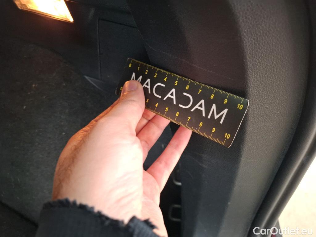  Volkswagen  Tiguan VOLKSWAGEN  / 2016 / 5P / SUV 1.5 TSI 150 EVO DSG7 Carat #20