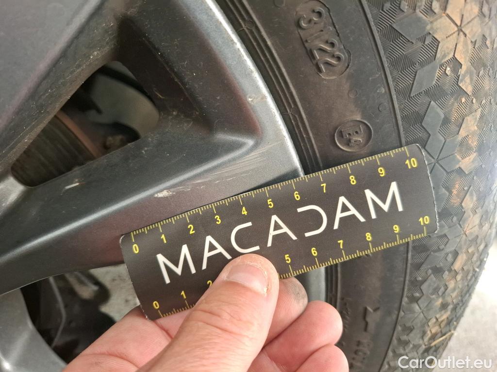  Ford  Kuga FORD  / 2019 / 5P / SUV 2.5 190 Hybrid FlexiFuel Pshif ST-Line B #14