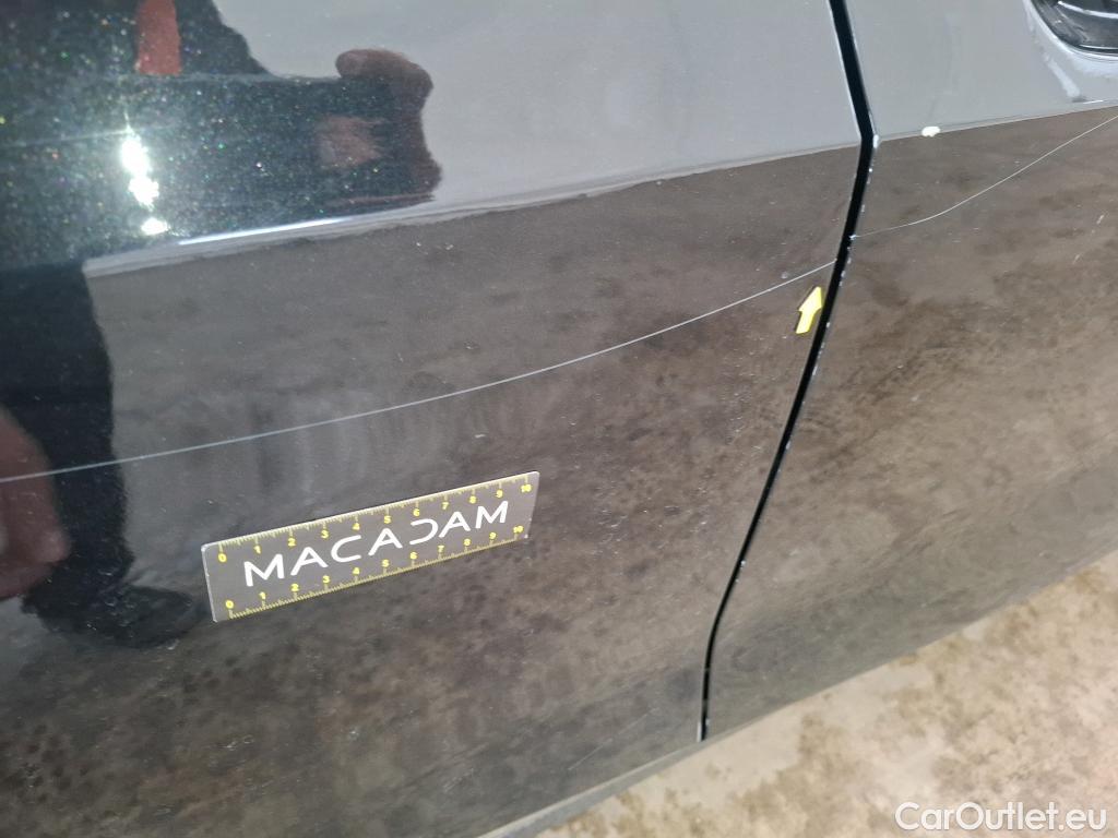  Bmw  Serie 1 BMW Série 1 / 2019 / 5P / Berline 1.5 116I Business Design #59