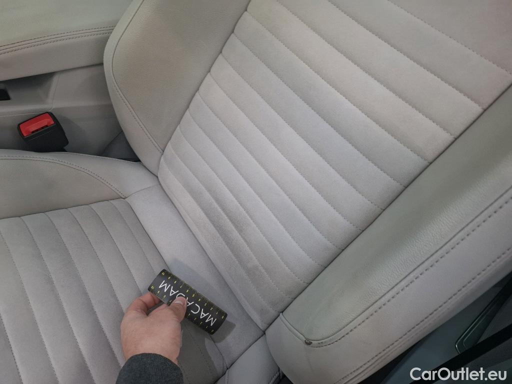  Volkswagen  Passat VOLKSWAGEN  / 2019 / 4P / Berline 1.4 TSI DSG HYBRIDE RECHARGEABLE GTE #21