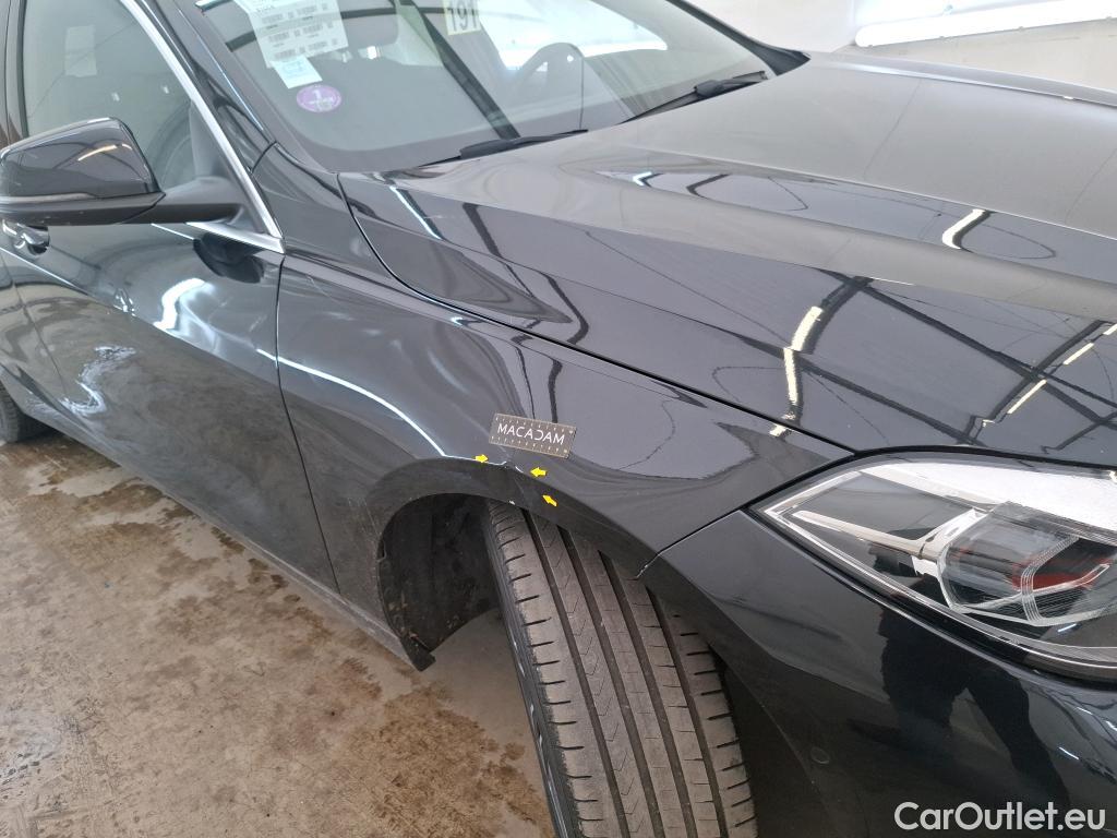  Bmw  Serie 1 BMW Série 1 / 2019 / 5P / Berline 1.5 116I Business Design #37