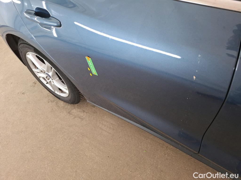  Ford  Focus  Berline Trend Business 1.5 EcoBlue 120CV BVA8 E6dT #39