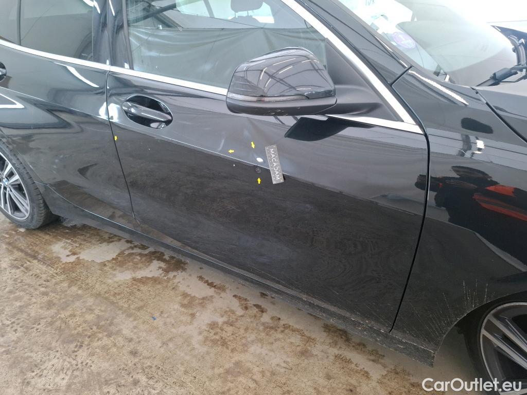  Bmw  Serie 1 BMW Série 1 / 2019 / 5P / Berline 1.5 116I Business Design #28