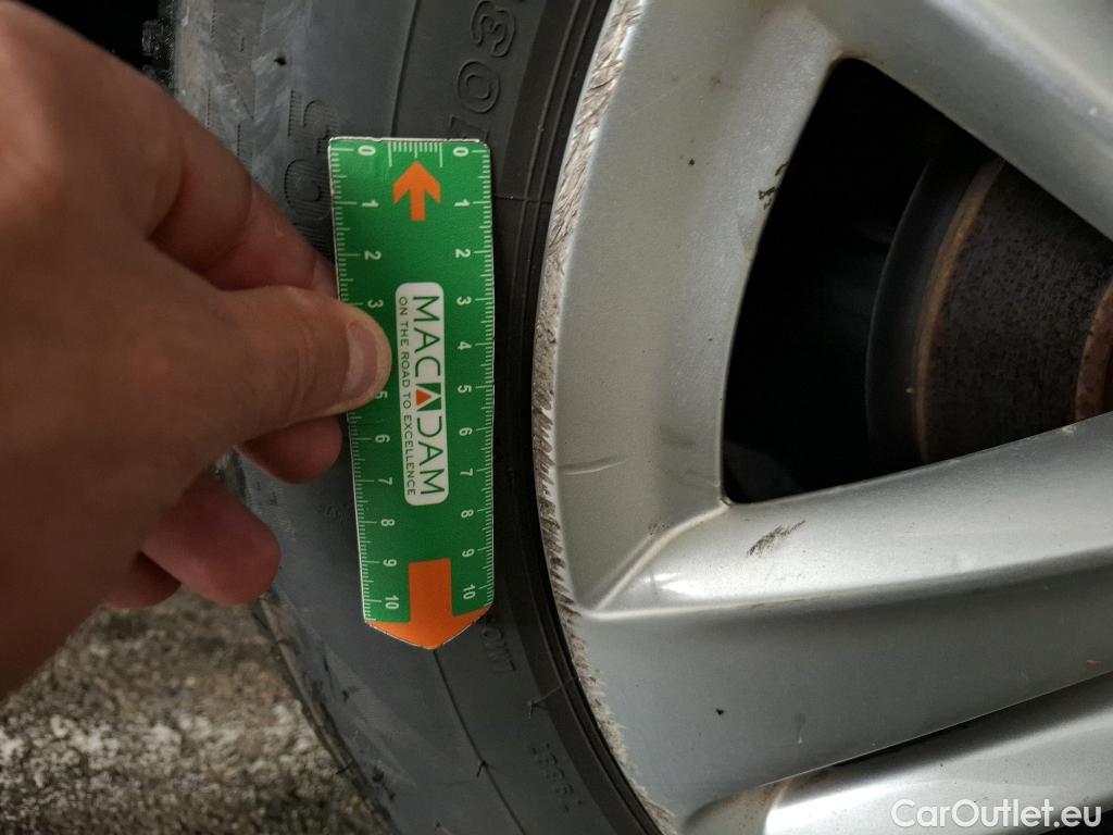  Opel   Grandland X Grandland X Elegance Business 1.5 130CV BVA8 E6d #36