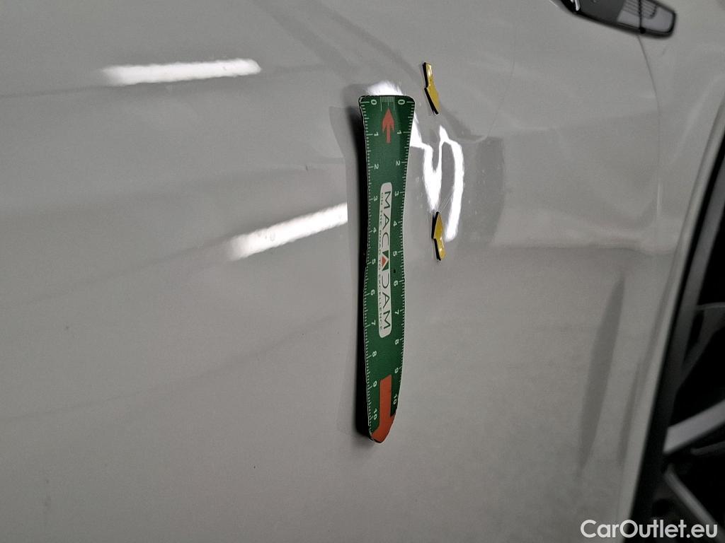  Volkswagen  Tiguan VOLKSWAGEN  / 2020 / 5P / SUV 2.0 TDI 150 DSG7 R-Line #2