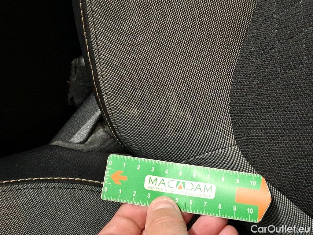  Opel   Grandland X Grandland X Elegance Business 1.5 130CV BVA8 E6d #41