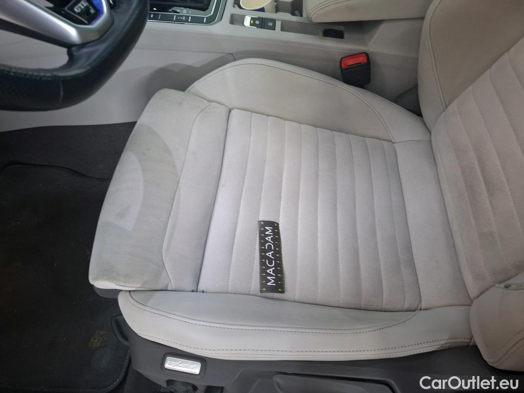  Volkswagen  Passat VOLKSWAGEN  / 2019 / 4P / Berline 1.4 TSI DSG HYBRIDE RECHARGEABLE GTE #20