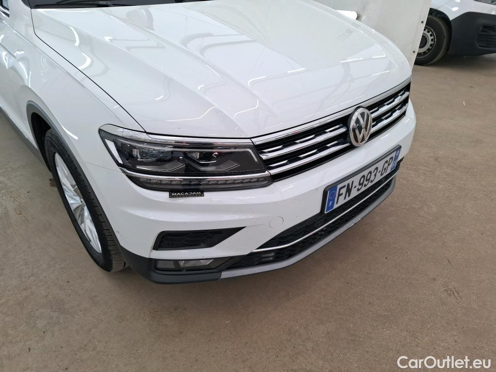 Volkswagen  Tiguan VOLKSWAGEN  / 2016 / 5P / SUV 2.0 TDI 150 DSG7 Match(SL) #22
