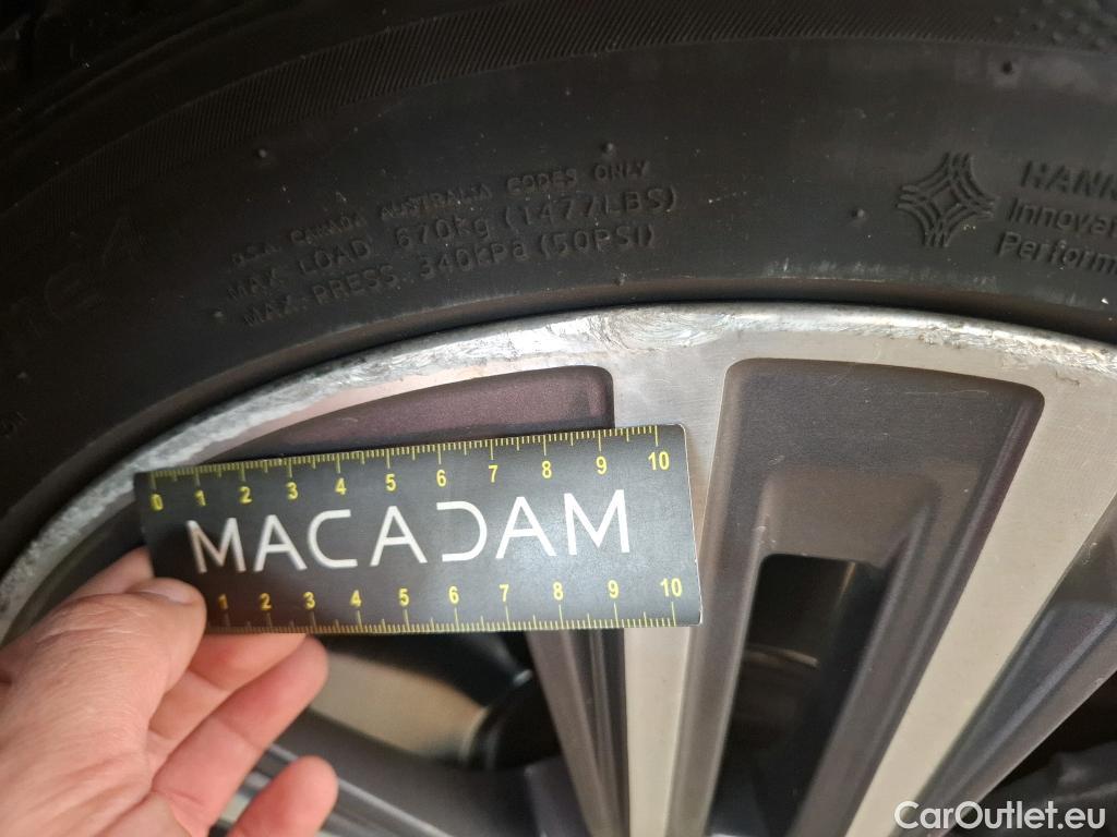  Bmw  Serie 1 BMW Série 1 / 2019 / 5P / Berline 1.5 116I Business Design #19