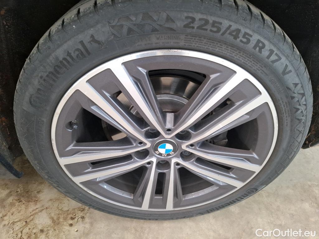  Bmw  Serie 1 BMW Série 1 / 2019 / 5P / Berline 1.5 116I Business Design #71