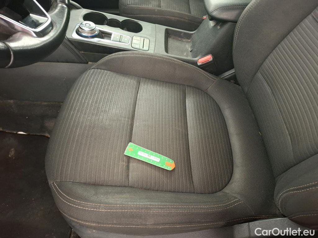  Ford  Kuga FORD  / 2019 / 5P / SUV 2.5 Duratec 225 ch PHEV eCVT Titanium #18