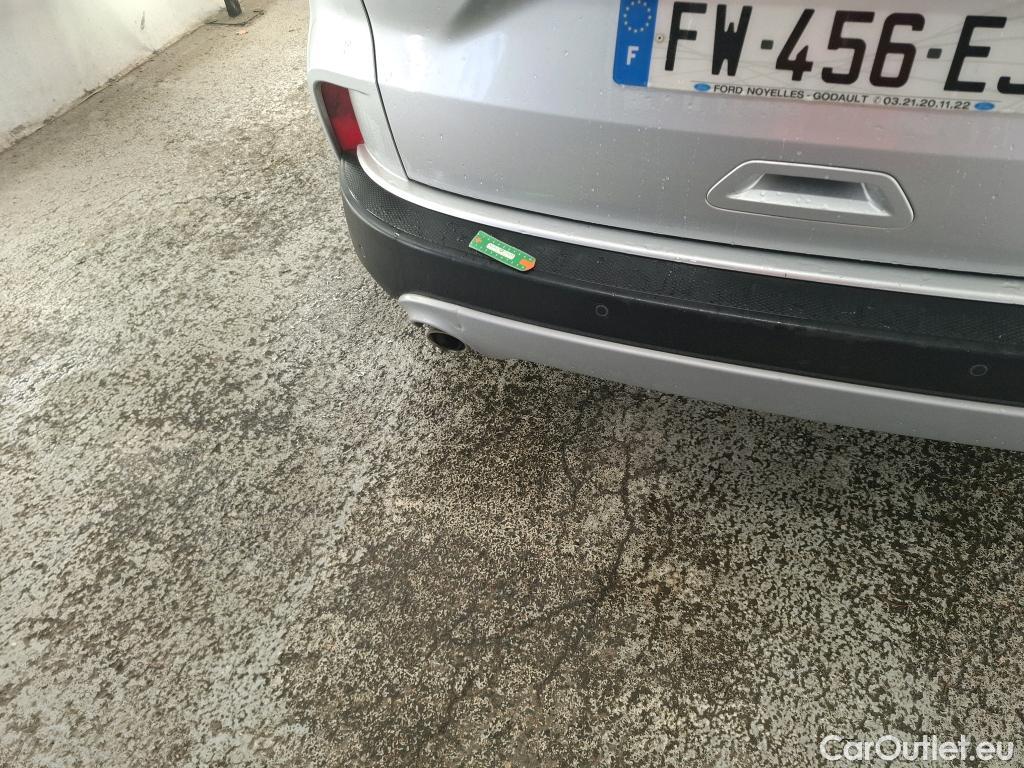  Ford  Kuga FORD  / 2019 / 5P / SUV 2.5 Duratec 225 ch PHEV eCVT Titanium #4