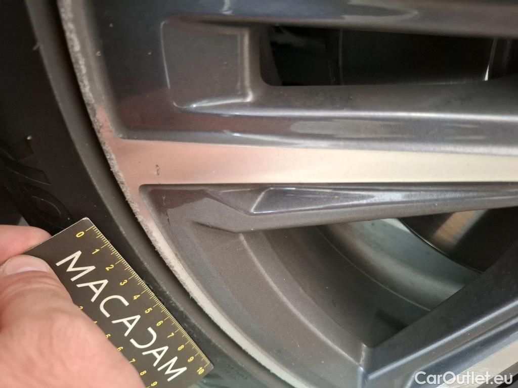  Bmw  Serie 1 BMW Série 1 / 2019 / 5P / Berline 1.5 116I Business Design #17