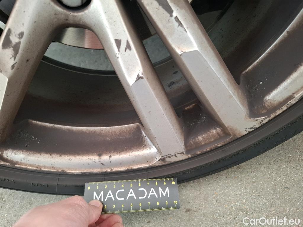  Audi  A3 AUDI  Berline 4p Berline 2.0 TDI 150 S TRONIC S LINE #28