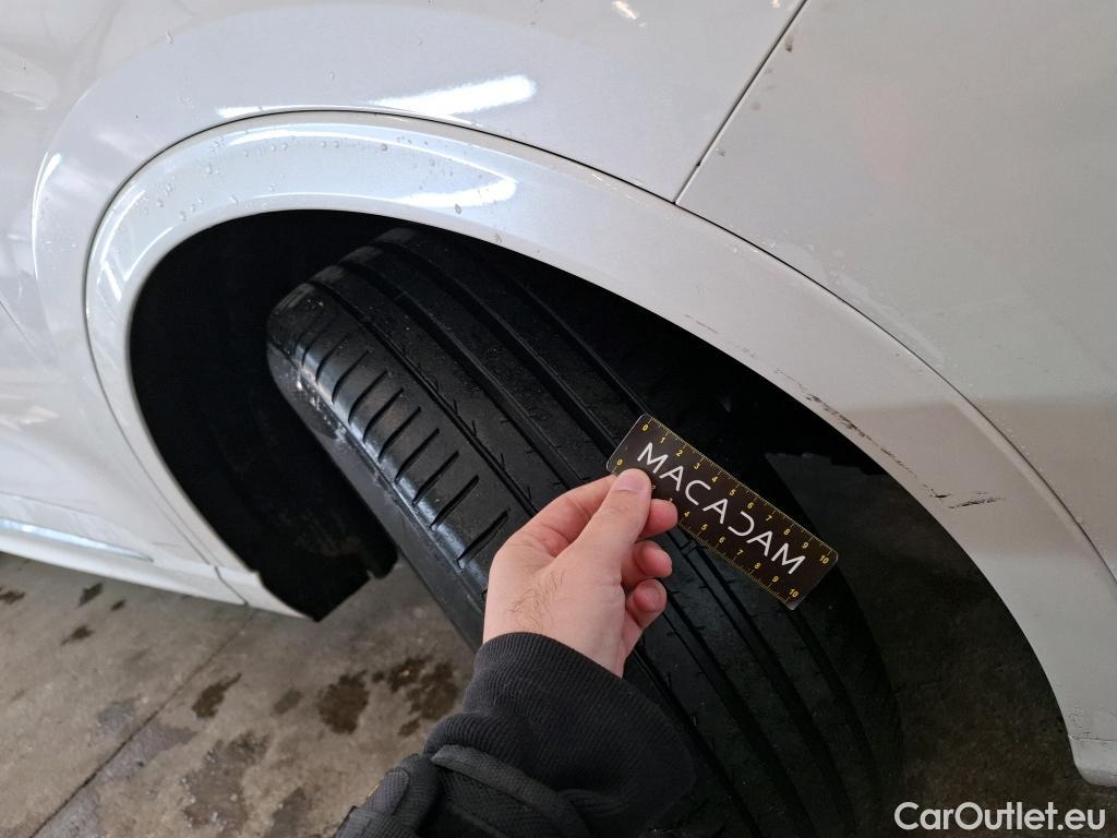  Ford  Kuga FORD  / 2019 / 5P / SUV 2.5 190 hybrid Flexifuel Pshift Vignale #21