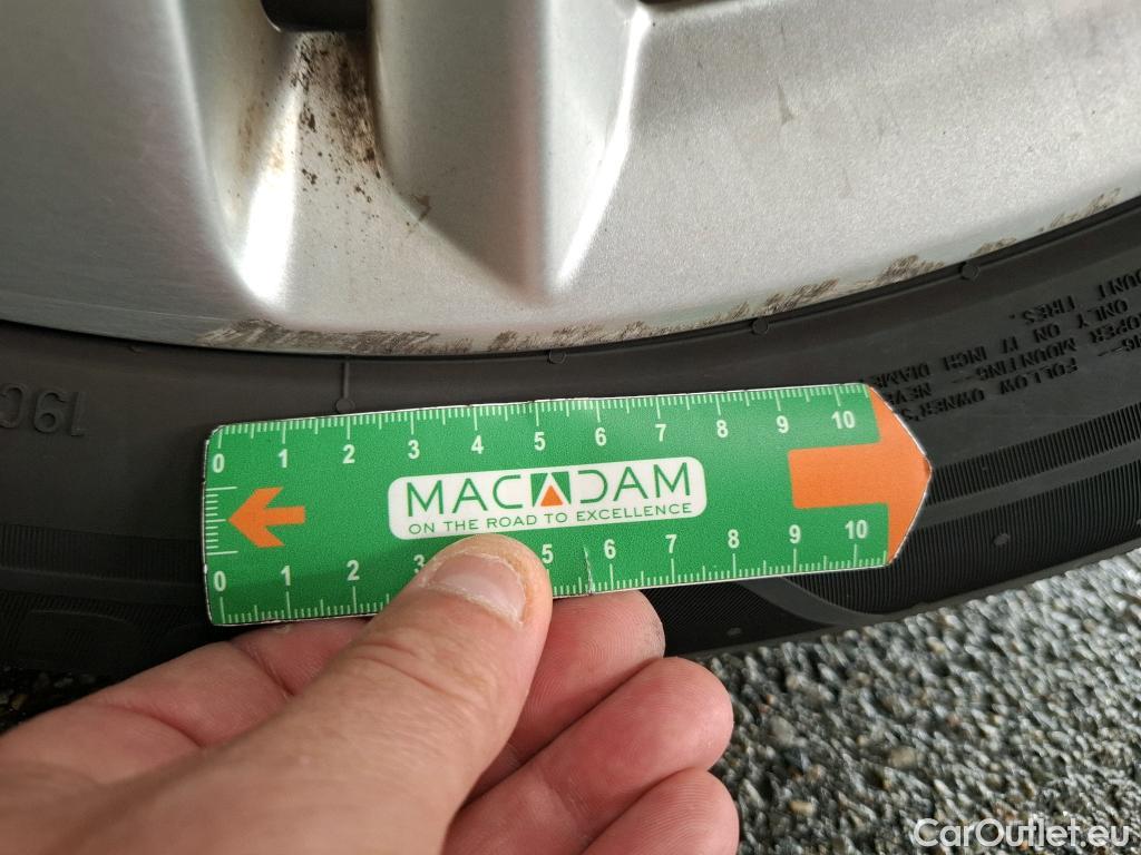  Opel   Grandland X Grandland X Elegance Business 1.5 130CV BVA8 E6d #32