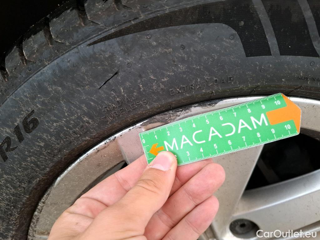  Volkswagen  Golf  VOLKSWAGEN SW / 2020 / 5P / Break 2.0 TDI SCR 115 DSG7 Life Business #21