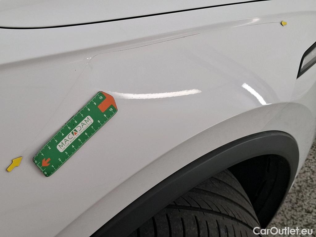  Volkswagen  Tiguan VOLKSWAGEN  / 2020 / 5P / SUV 2.0 TDI 150 DSG7 R-Line #12