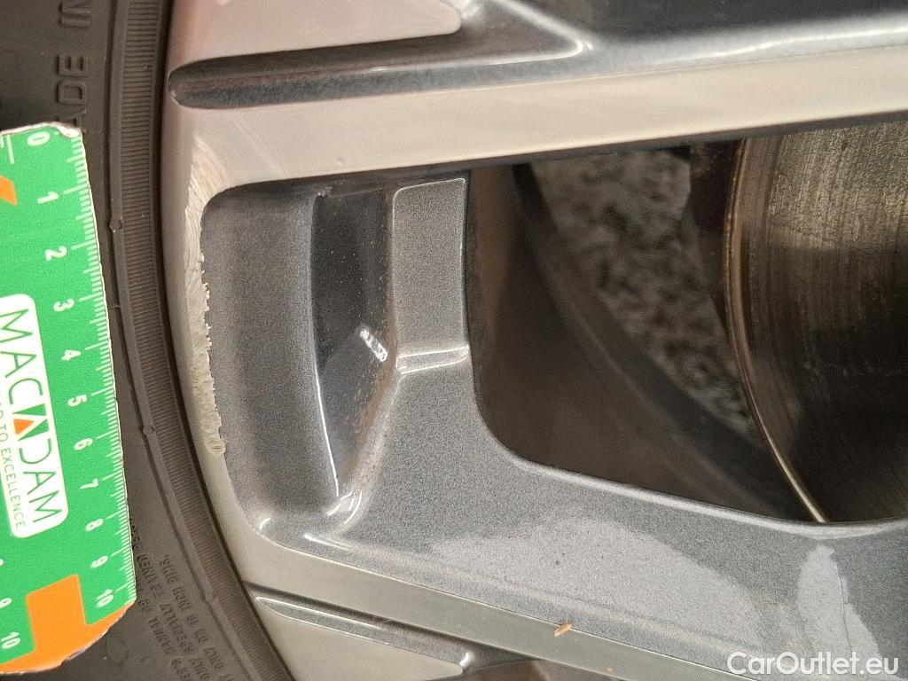  Bmw  X2 Série  sDrive 18i Lounge 1.5 135CV BVA7 E6d #12