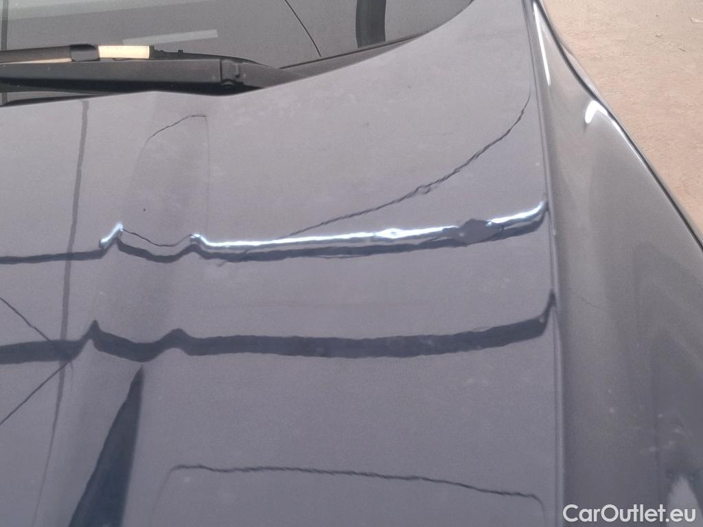  Ford  Kuga FORD  / 2019 / 5P / SUV 2.5 Dur 225 hybrid PHEV Pshi ST-Line Bus #32