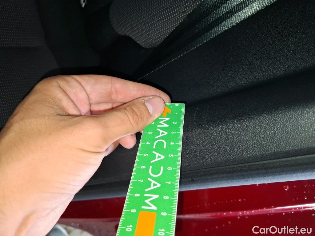  Citroen  C3  Feel Pack 1.2 PureTech 80CV BVM5 E6d #32