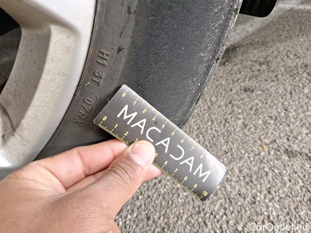  Ford  Kuga  Titanium Hybrid 2.5 190CV BVA6 E6dT #13