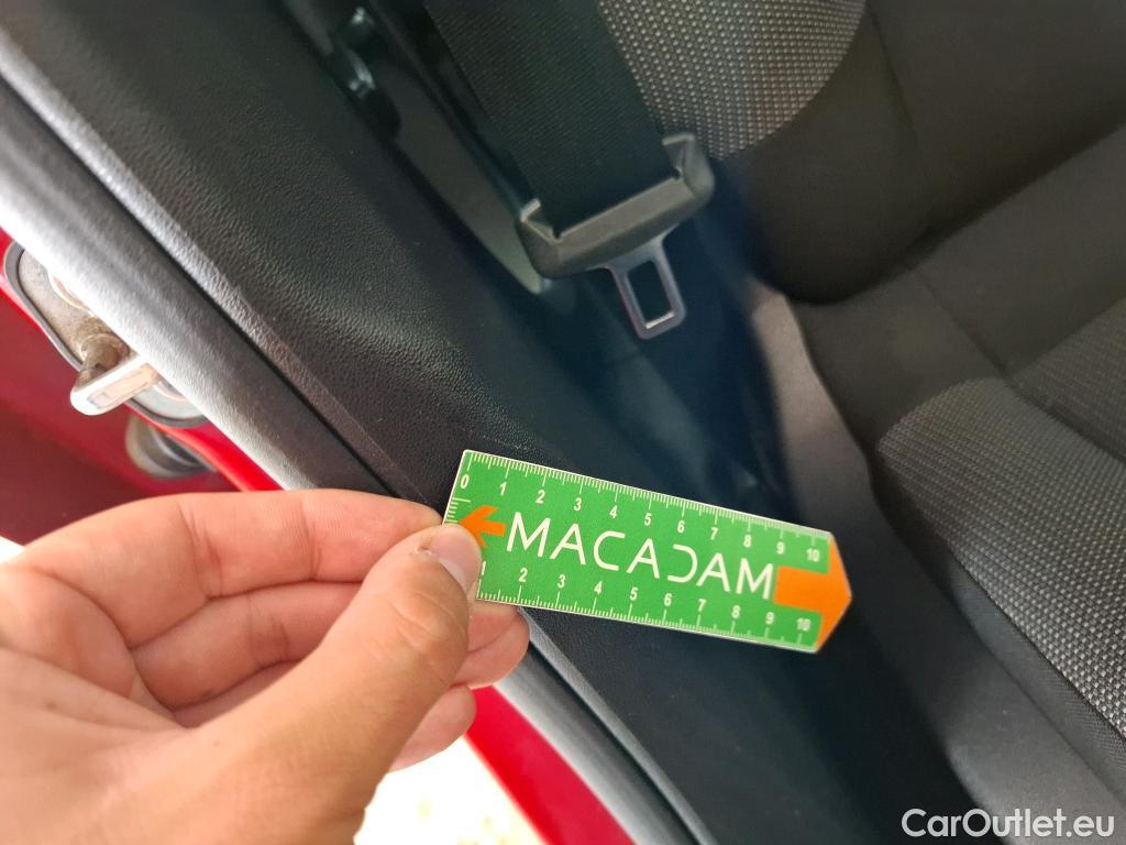  Citroen  C3  Feel Pack 1.2 PureTech 80CV BVM5 E6d #36