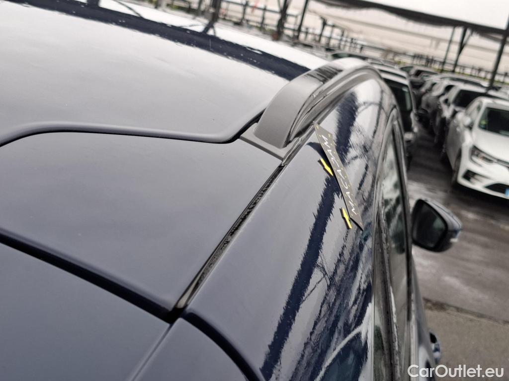  Ford  Kuga FORD  / 2019 / 5P / SUV 2.5 Dur 225 hybrid PHEV Pshi ST-Line Bus #57