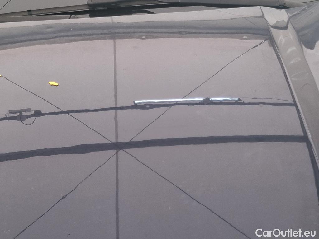  Ford  Kuga FORD  / 2019 / 5P / SUV 2.5 Dur 225 hybrid PHEV Pshi ST-Line Bus #28