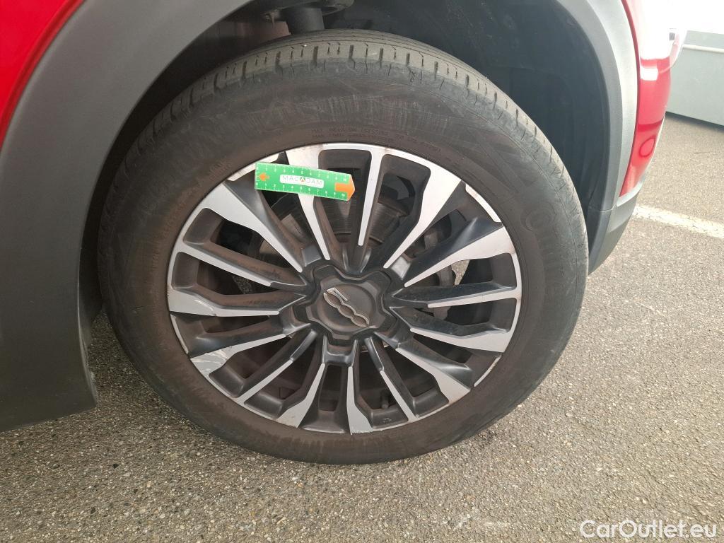  Fiat  500 FIAT X / 2018 / 5P / SUV 1.0 FFly T T3 120ch Cross #1