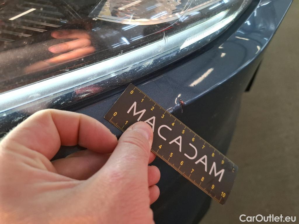  Ford  Kuga FORD  / 2019 / 5P / SUV 190 Hybrid I-AWD(FHEV) Powershi Titanium #10