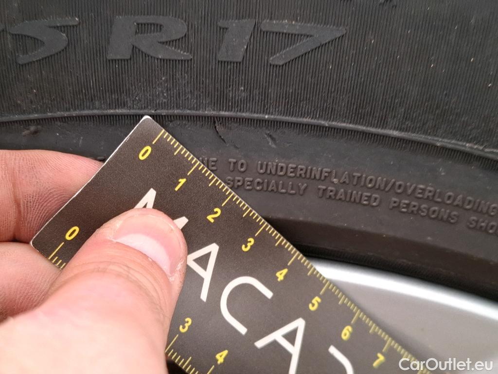  Bmw  Serie 2 Série 2 Active Tourer 225xe Lounge 1.5 225CV BVA6 E6dT #10