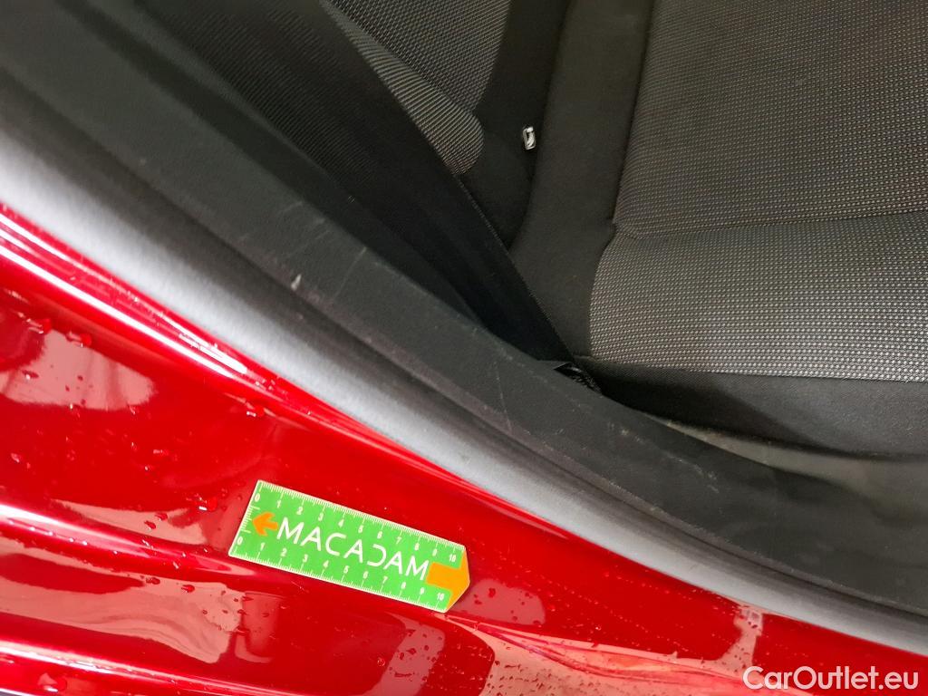  Citroen  C3  Feel Pack 1.2 PureTech 80CV BVM5 E6d #33